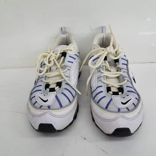 Nike Women’s Air Max 98 Size 7.5 image number 3