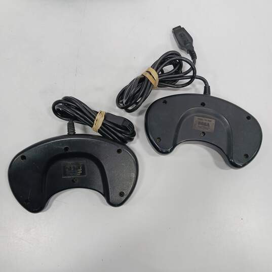 Sega Genesis Video Game Console & Controllers Model MK-1631 image number 2