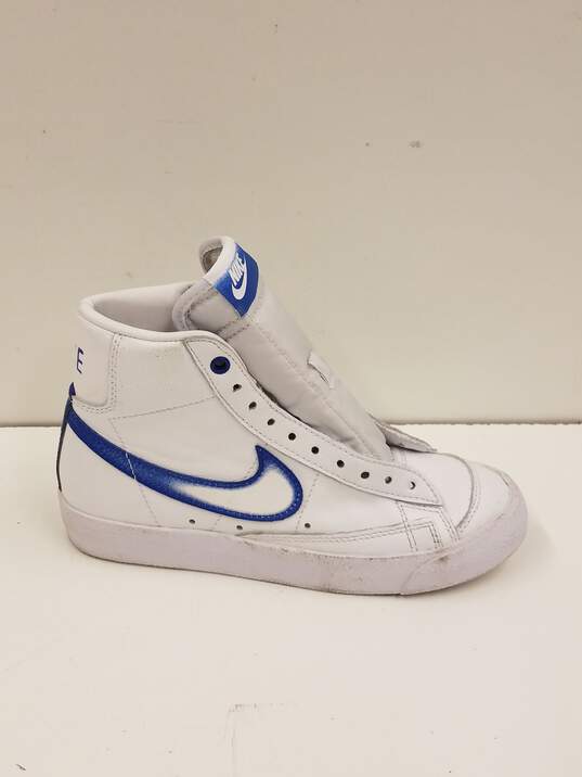 Nike Blazer Mid 77 DD9685-100 White Blue Airbrush Sneakers Women's Size 5 image number 1