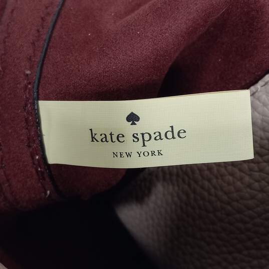 Kate Spade Pebble Grain Pattern Shoulder Handbag image number 5