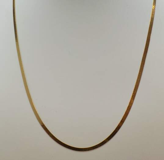 14K Yellow Gold Herringbone Chain Necklace 4.4g image number 1