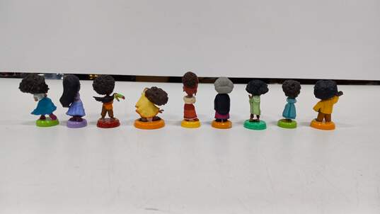Disney Encanto Mi Familia Mini Toy Figures 9pc Lot image number 2