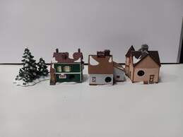 Set of 4 The Heritage Village Collection DEPT56 New England Series Figurines IOB alternative image