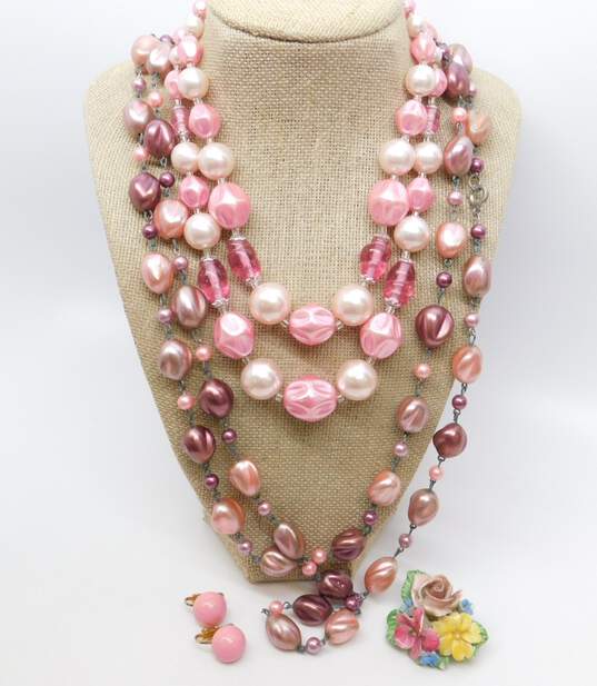 VNTG Shades of Pink Costume Necklaces w/ England Floral Brooch 241.5g image number 1