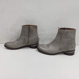 Frye Women's Gray Leather Side Zip Ankle Boots Size 7B alternative image