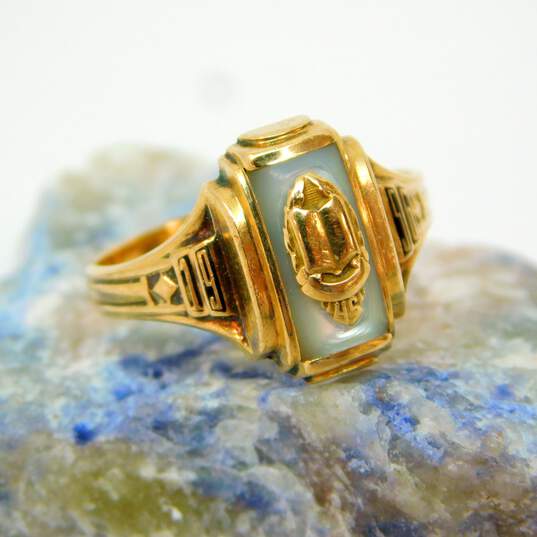 Vintage 10k Yellow Gold 1956 Mother Of Pearl Class Ring 3.7g image number 1