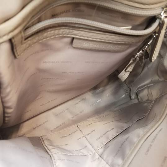 Michael Kors Pebble Leather Rhea Zip Backpack Grey image number 4