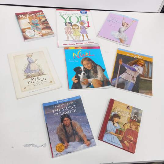 8 Assorted American Girl Books image number 1