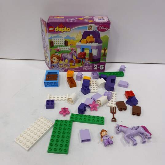 3 Lego Duplo Sets Disney Minnie/Sofia First and Jurassic World image number 4