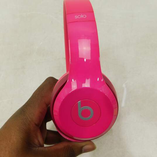 Beats by Dr. Dre Hot Pink Solo Over Ear Wired Headphones w/ Case image number 4