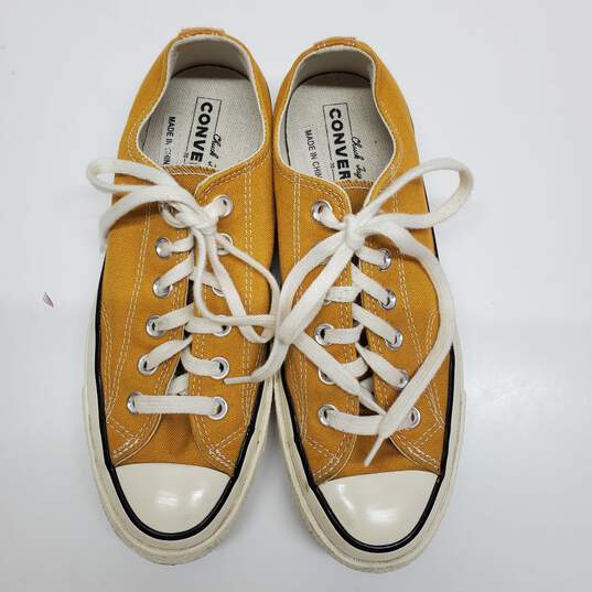 Converse All Star Chuck Taylor Low Tops in Mustard Yellow Women 8 Men 6 image number 3