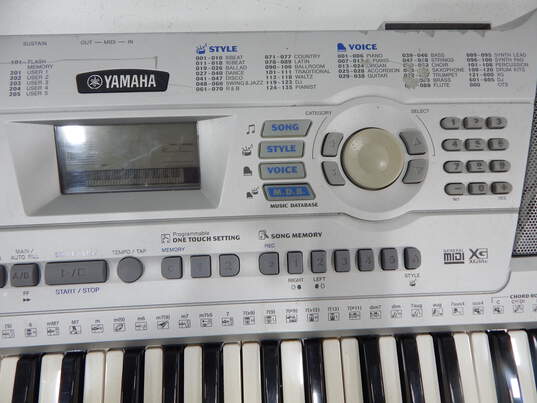 Yamaha Model PSR-290 Portatone Electronic Keyboard w/ Yamaha Power Adapter image number 7