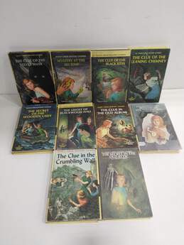 Bundle of 10 Vintage Volume 21 Through 30 Nancy Drew Books