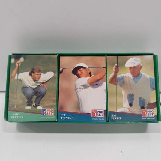 Bundle of Assorted Golf Sports Cards image number 2