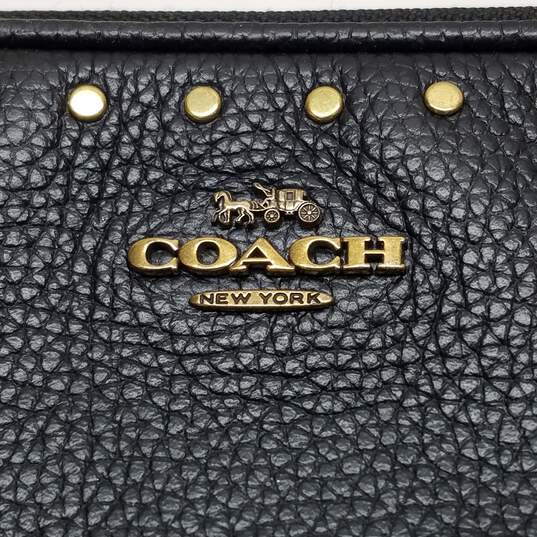 Coach - Authenticated Bag Charm - Leather Black for Women, Very Good Condition