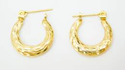 14K Yellow Gold Etched Puffed Tapered Hoop Earrings 0.7g alternative image