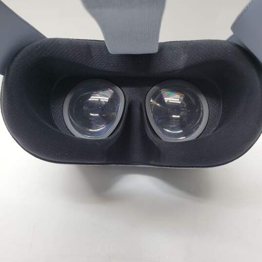 Google Daydream View VR Headset image number 5
