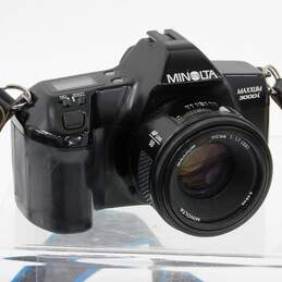 Minolta Maxxum 3000i 35mm SLR Film Camera w/ 50mm Lens