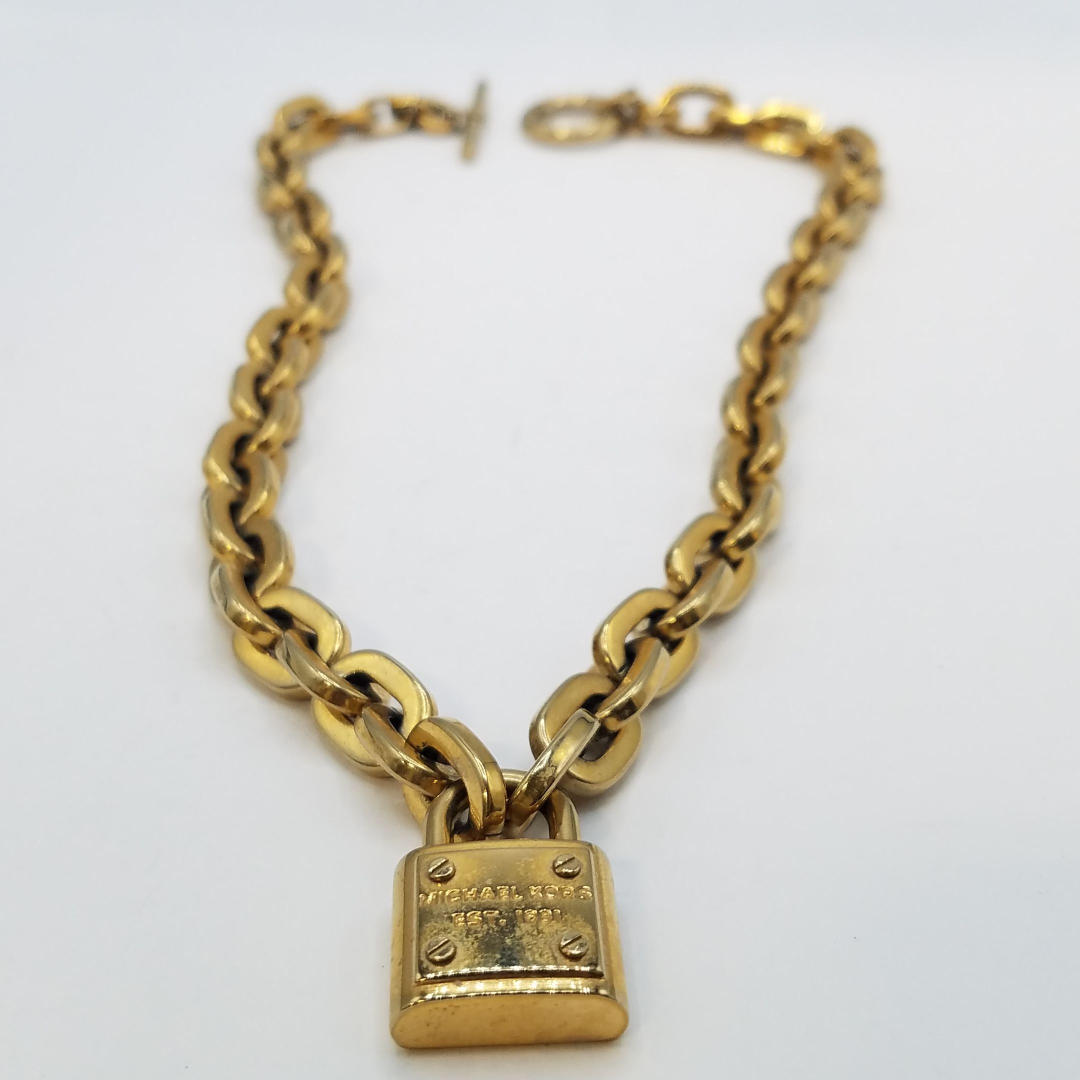 Michael Kors "Hamilton" Handbag & Signature Lock Necklace |  Wichita Falls, TX Auctions | Seize the Deal