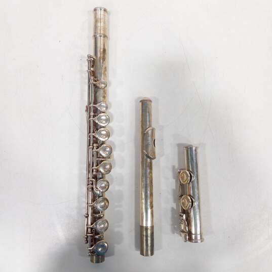 Vintage Bundy Flute w/Case image number 4
