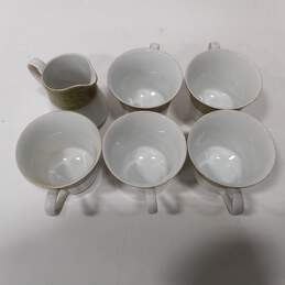 Della Robbia China Cups & Sugar Set alternative image