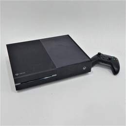 Xbox One Console w/Controller