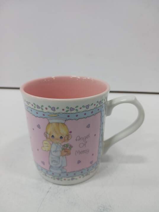 Pair of Precious Moments Mugs image number 3