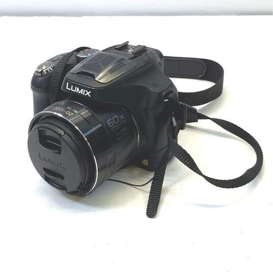 Panasonic Lumix DMC-FZ70 16.1MP Digital Bridge Camera image number 1