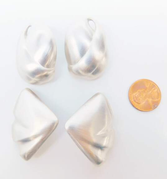 Vintage Monet Silvertone Modernist Brushed Abstract Oval Swirl & Triangle Chunky Post Earrings Variety 45.8g image number 6