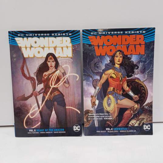 Wonder Woman Magazine and Comic Books Lot image number 1