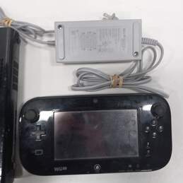 Bundle of Nintendo Wii U 32GB WUP-101 Console with Gamepad alternative image