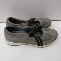 Womens Gray Round Toe Crossover Strap Low Top Slip On Sneaker Shoes Size 7.5 alternative image