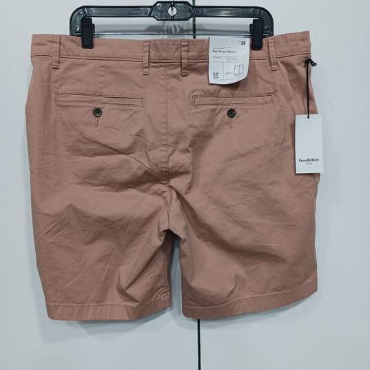 Goodfellow Men's Salmon Shorts Size 36 - NWT image number 2