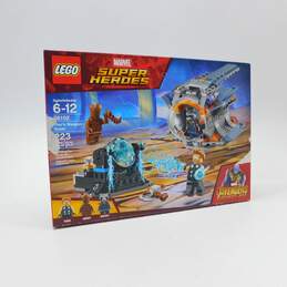 LEGO Marvel Super Heroes Factory Sealed 76102 Thor's Weapon Quest