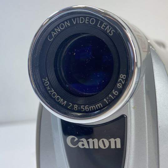 Canon ZR200 MiniDV Camcorder image number 2