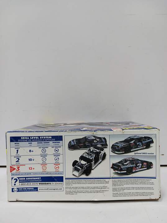 Dale Earnhardt 2001 Monte Carlo Model In Box image number 4