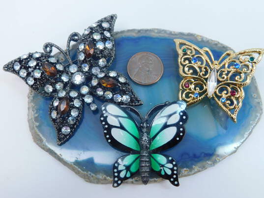 VNTG Enamel & Rhinestone Butterfly Brooches image number 10