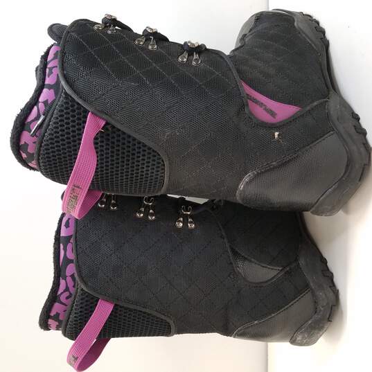 Triple Nickel Snow Boots Black Purple Womens Size 9 image number 4