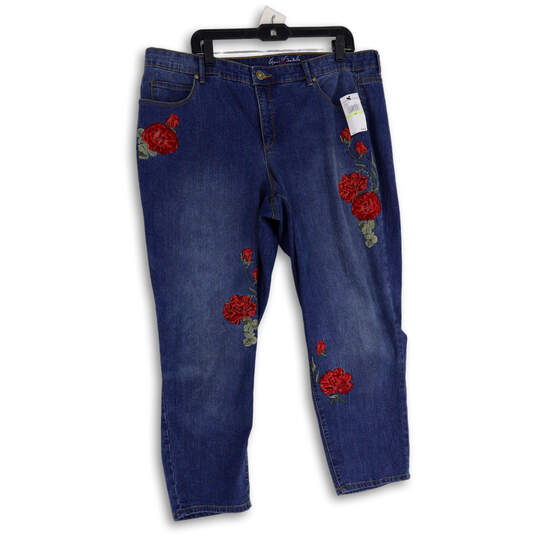 NWT Womens Blue Embroidered Flower Denim Medium Wash Cropped Jeans Size 18W image number 3