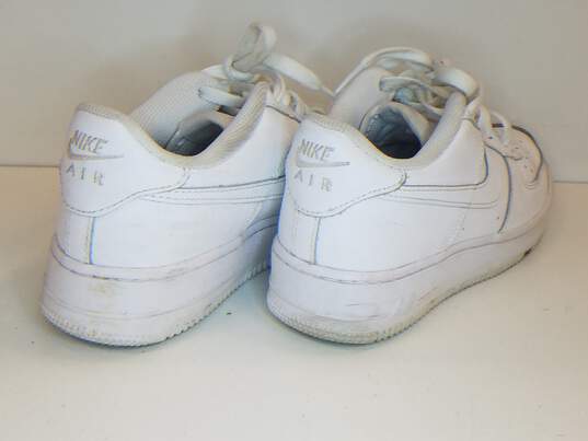 Nike Youth Nike Air Force 1 Athletic Shoes Triple White Size 6Y image number 4