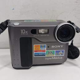 Sony Digital Mavica Camera Model MVC-FD73 alternative image