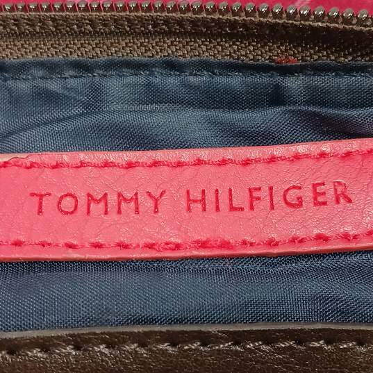 Tommy Hilfiger Monogram Pattern Crossbody Handbag image number 5