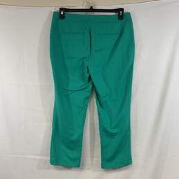 Women's Green Chico's So Slimming Pants, Sz. 1.5 alternative image
