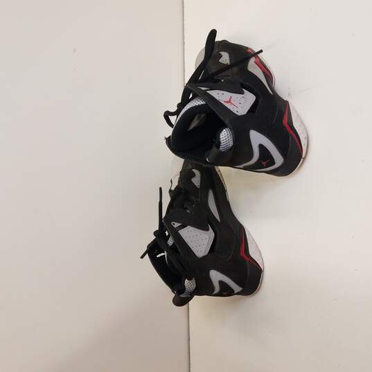Air Jordan True Flight Black Red Grey youth shoe size 2.5Y image number 4