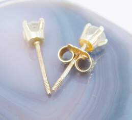 14K Yellow Gold 0.35 CTTW Round Diamond Stud Earrings 0.7g alternative image
