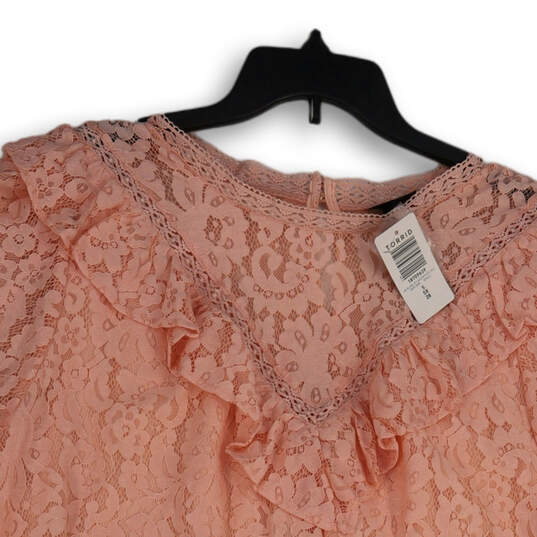 NWT Womens Pink Lace Ruffle Short Sleeve Pullover Blouse Top Size 5 image number 3