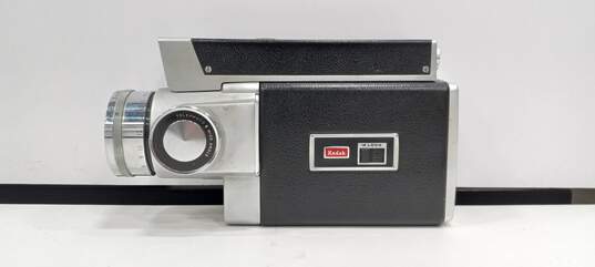 Vintage Kodak Zoom 8 Reflex Camera Model 2 image number 2
