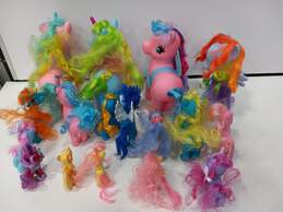 Lot Of My Little Pony Dolls alternative image