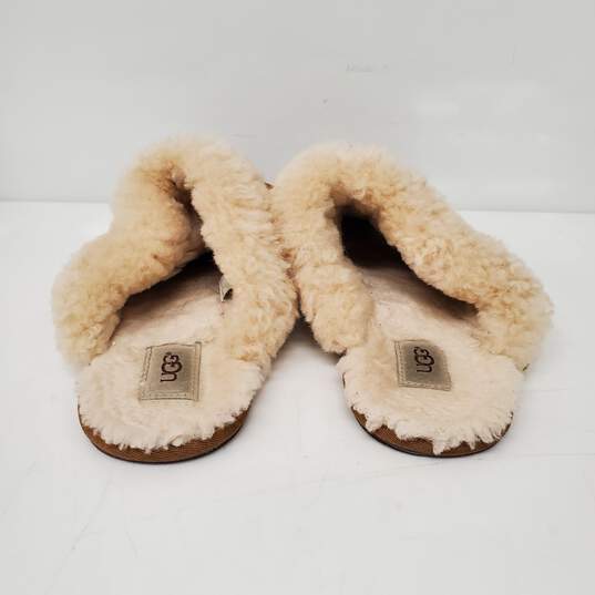 UGG WM's Chestnut Suede Scuffette II Slippers Size 11 image number 4