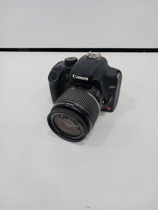Canon EOS Rebel XS DSLR Film Camera w/EF-S 18-55mm Lens image number 1